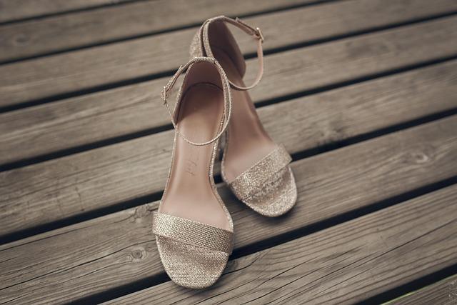 Footwear Essentials for All-Day Support and Ease