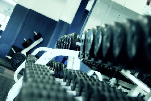 Optimizing Your Workout with Adjustable Weights and Resistance Bands